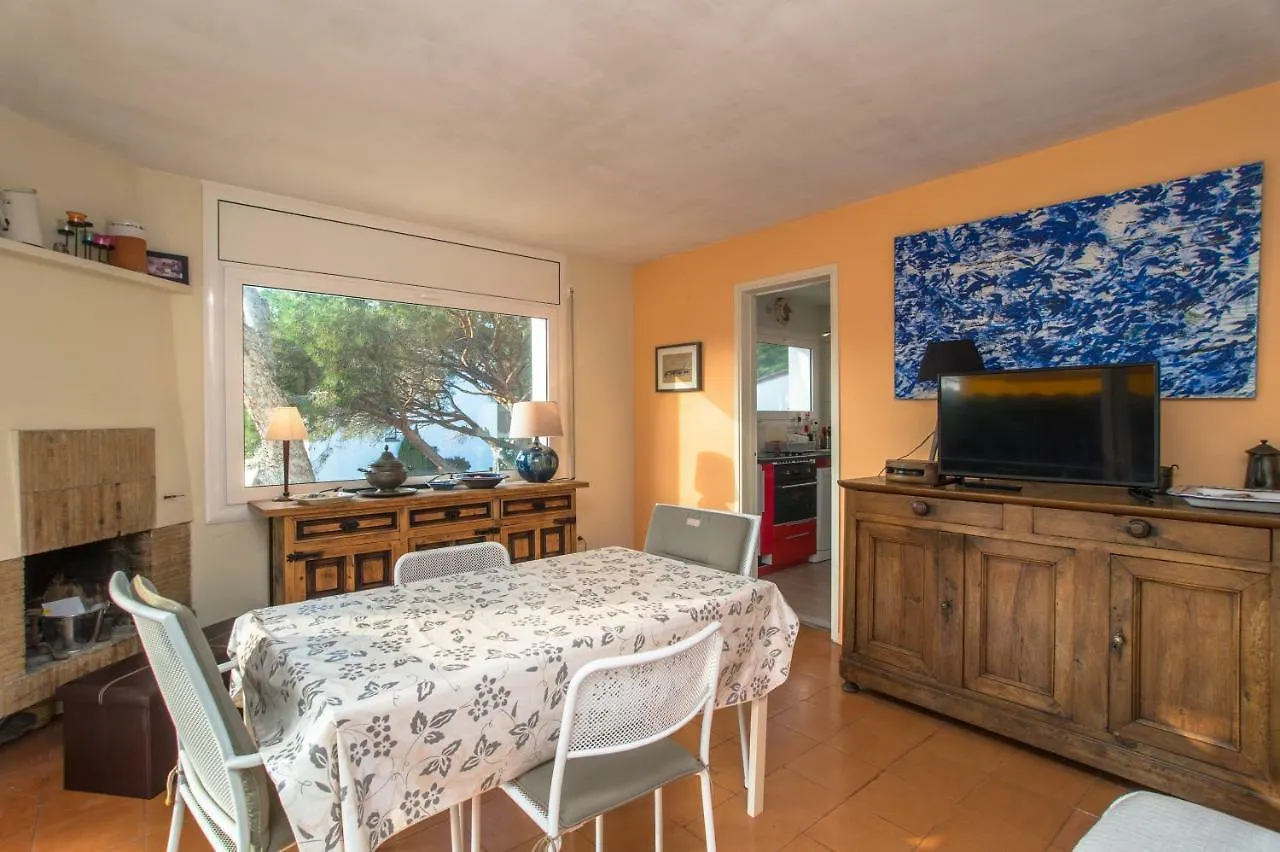 Ay-3 Calella De Palafrugell, 4 Pax Apartment